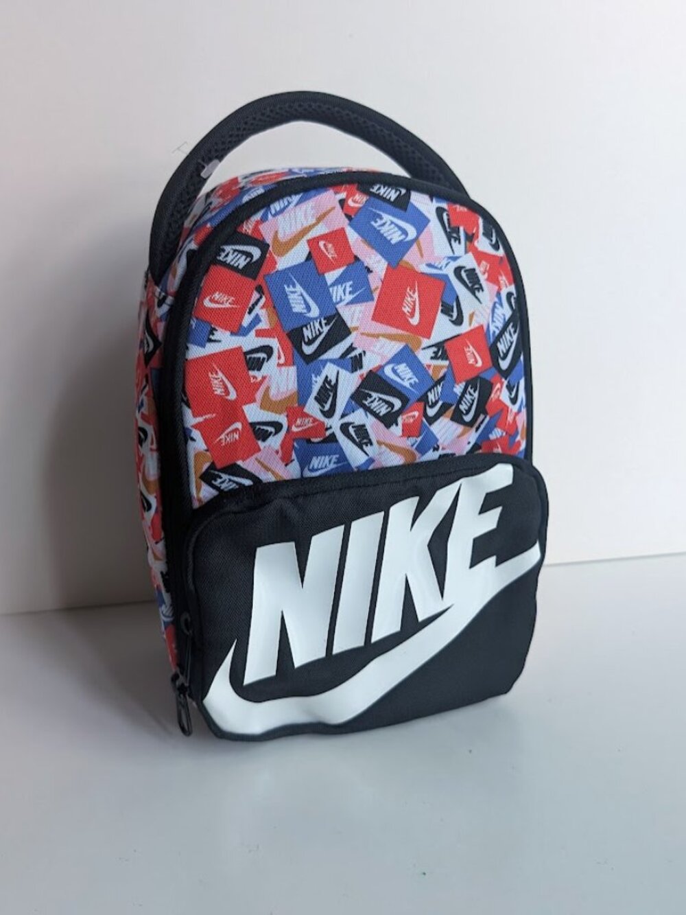 Nike Classic Fuel Pack Insulated Lunch Bag With ID Window